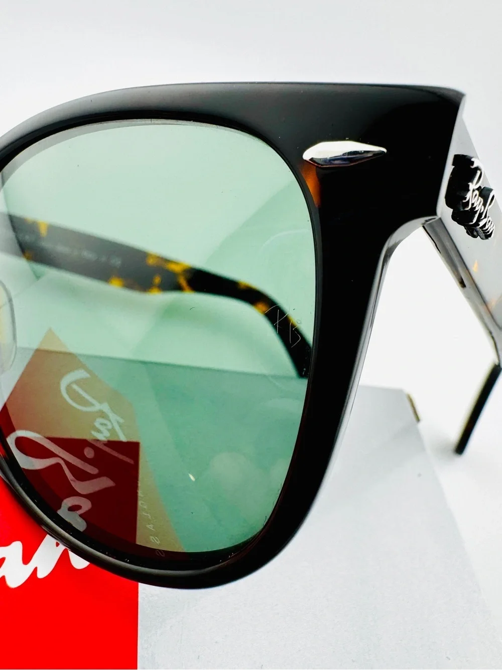 Ray-Ban Classic Wayfarer Sunglasses RB2140 Tortoise Frame with Green Lens 54mm